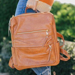 🆕 CHLOE CONVERTIBLE BACKPACK